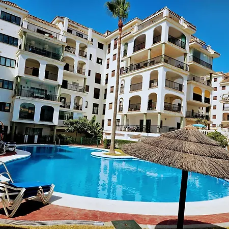 Luxury 3 Bed Marina De La Duquesa, Huge Terrace Pool Views, 500 Meters To Apartment