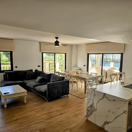 Apartment Luxury 3 Bed Marina De La Duquesa, Huge Terrace Pool Views, 500 Meters To
